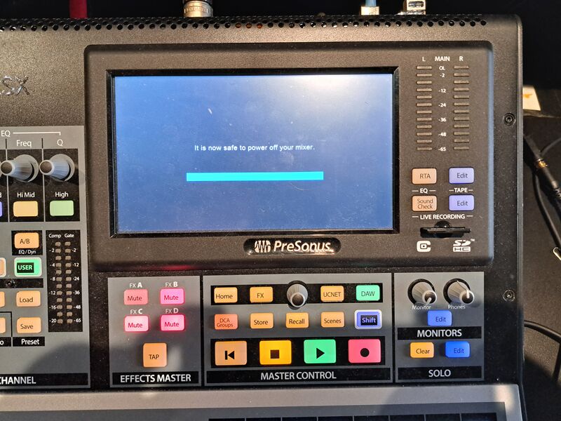 File:CW RoomSetup SoundBoardSafeToPowerOff.jpg