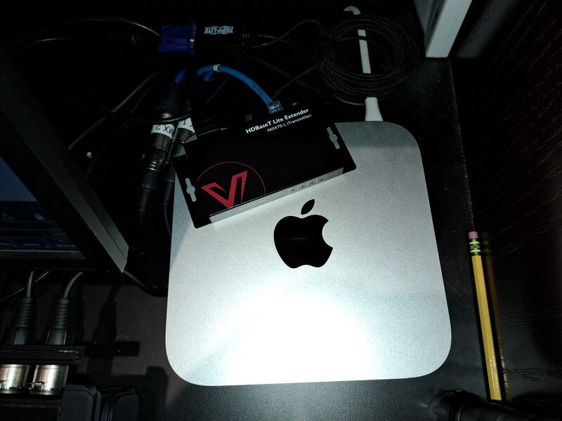 File:CW RoomSetup LightingBoardMac.jpg